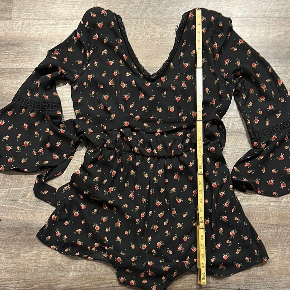 Disney Princess Floral Black rose Long Sleeve shorts Romper with belt Size XL - Picture 12 of 15